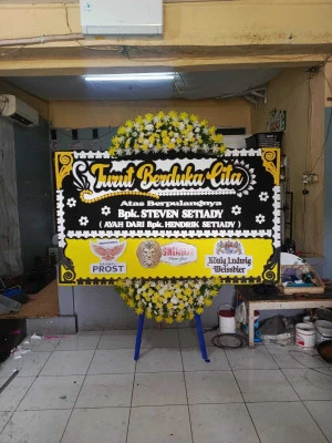 Papan Bunga di Sumbersari Ngampel